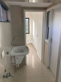 Apartamento Para Alugar com 4 quartos 2 suítes à beira mar de Candeias em Jaboatão Dos Guararapes