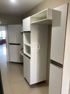 Apartamento Para Alugar com 4 quartos 2 suítes à beira mar de Candeias em Jaboatão Dos Guararapes