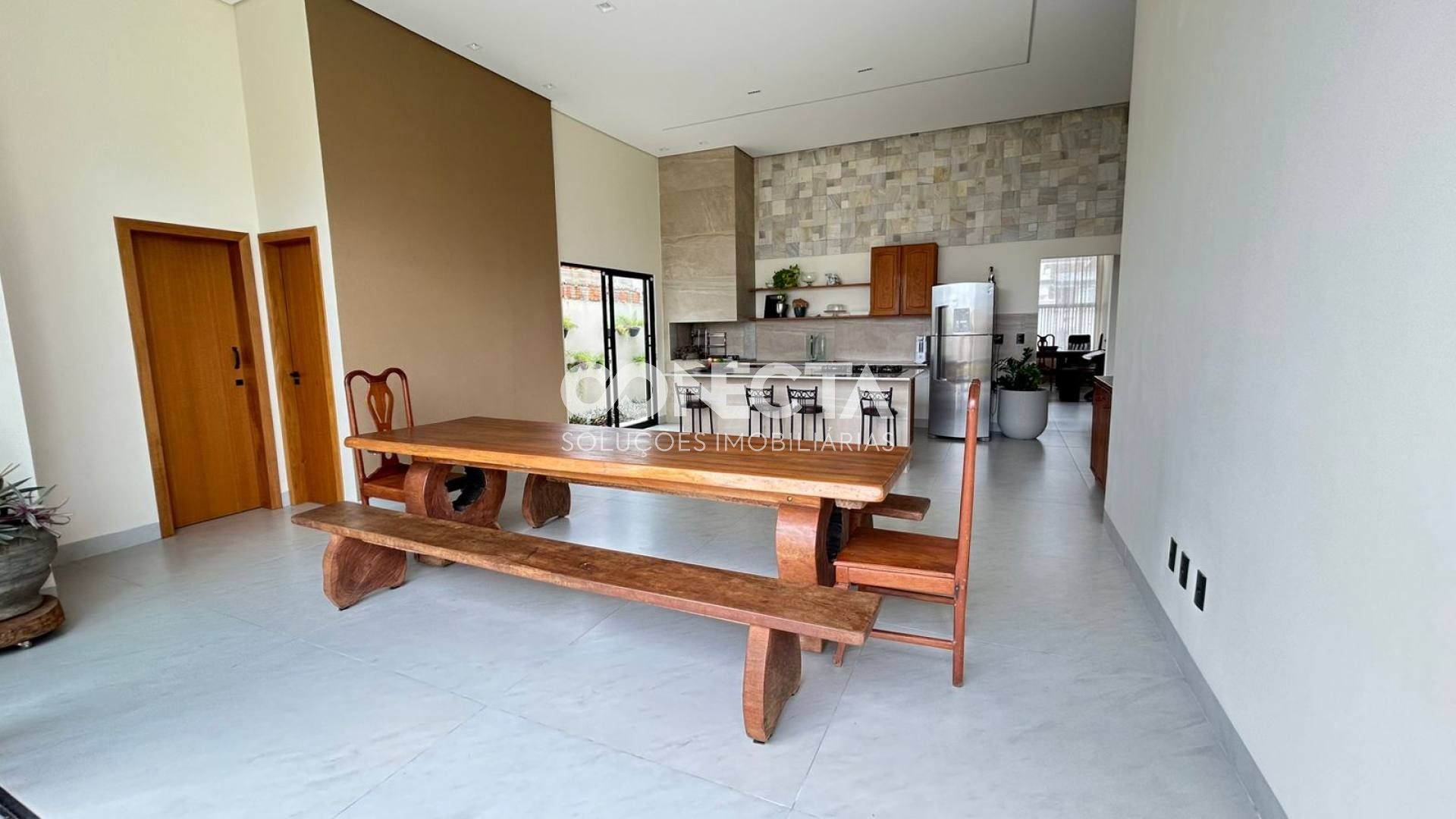 Casa a Venda 3 suítes no bairro Parque dos Ingás em Nova Mutum