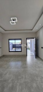 CASA COM 3 QUARTOS E 1 SUÍTE ALTO PADRÃO À VENDA RESIDENCIAL VENEZA