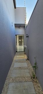 CASA COM 3 QUARTOS E 1 SUÍTE ALTO PADRÃO À VENDA RESIDENCIAL VENEZA