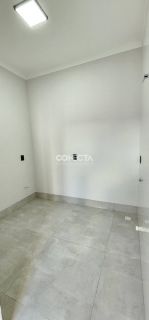 CASA COM 3 QUARTOS E 1 SUÍTE ALTO PADRÃO À VENDA RESIDENCIAL VENEZA