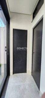 CASA COM 3 QUARTOS E 1 SUÍTE ALTO PADRÃO À VENDA RESIDENCIAL VENEZA