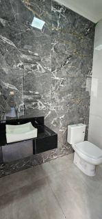 CASA COM 3 QUARTOS E 1 SUÍTE ALTO PADRÃO À VENDA RESIDENCIAL VENEZA