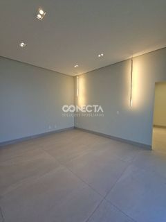 IMÓVEL DE ALTO PADRÃO DISPONÍVEL PARA VENDA - PARQUE DOS INGÁS