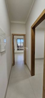 CASA A VENDA 3 QUARTOS SENDO 1 SUÍTE NO BAIRRO RESIDENCIAL VENEZA