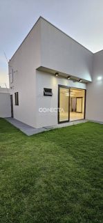 CASA A VENDA 3 QUARTOS SENDO 1 SUÍTE NO BAIRRO RESIDENCIAL VENEZA