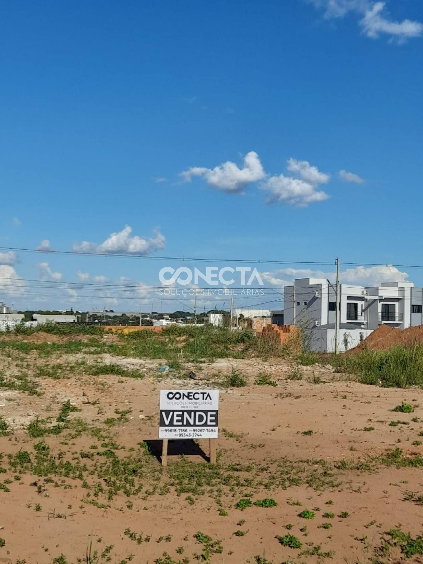 ÁGIO DE UM TERRENO PRA VENDER NO BAIRRO MONTSERRAT EM NOVA MUTUM, COM ÓTIMA LOCALIZAÇÃO EM FRENTE A ESCOLA.