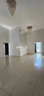 Casa à Venda com 3 quartos – Conforto e Qualidade no Parque das Águias, Nova Mutum/MT