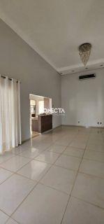 Casa à Venda com 3 quartos – Conforto e Qualidade no Parque das Águias, Nova Mutum/MT