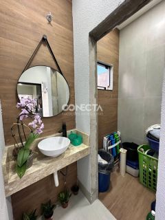 CASA PARA VENDER COM 3 QUARTOS SENDO 1 SUÍTE, NO BAIRRO MONTSERRAT