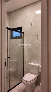 CASA A VENDA NO BAIRRO JARDIM ARAGUAIA, COM 3 QUARTOS SENDO UMA SUITE MASTER COM CLOSET.