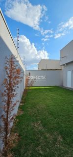 CASA NOVA À VENDA – Residencial Veneza