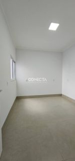 CASA NOVA À VENDA – Residencial Veneza