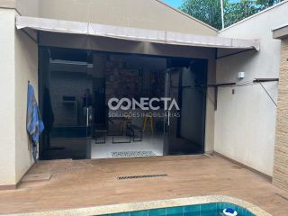 CASA (COM ENERGIA SOLAR) À VENDA no Bairro Lírios do Campo, Nova Mutum/MT
