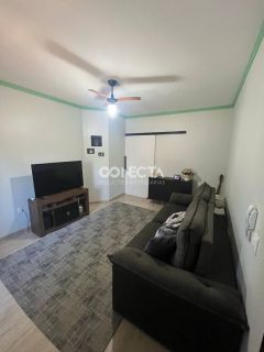 CASA (COM ENERGIA SOLAR) À VENDA no Bairro Lírios do Campo, Nova Mutum/MT