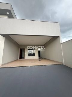 Casa Para Vender com 3 quartos 1 suítes no bairro Montserrat em Nova Mutum