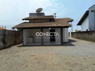 CASA  Á VENDA NO BAIRRO ARARA AZUL, COM 2 QUARTOS.