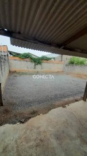 CASA Á VENDA NO BAIRRO ARARA  AZUL, DOIS QUARTOS.