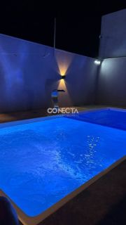 CASA DISPONÍVEL PARA  VENDA NO BAIRRO MONTSERRAT, TRÊS QUARTOS,SENDO UM SUÍTE.