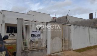 CASA Á VENDA NO BAIRRO FLOR DO CERRADO,DOIS QUARTOS E SENDO UMA SUÍTE.