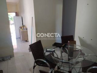 CASA Á VENDA NO BAIRRO FLOR DO CERRADO,DOIS QUARTOS E SENDO UMA SUÍTE.