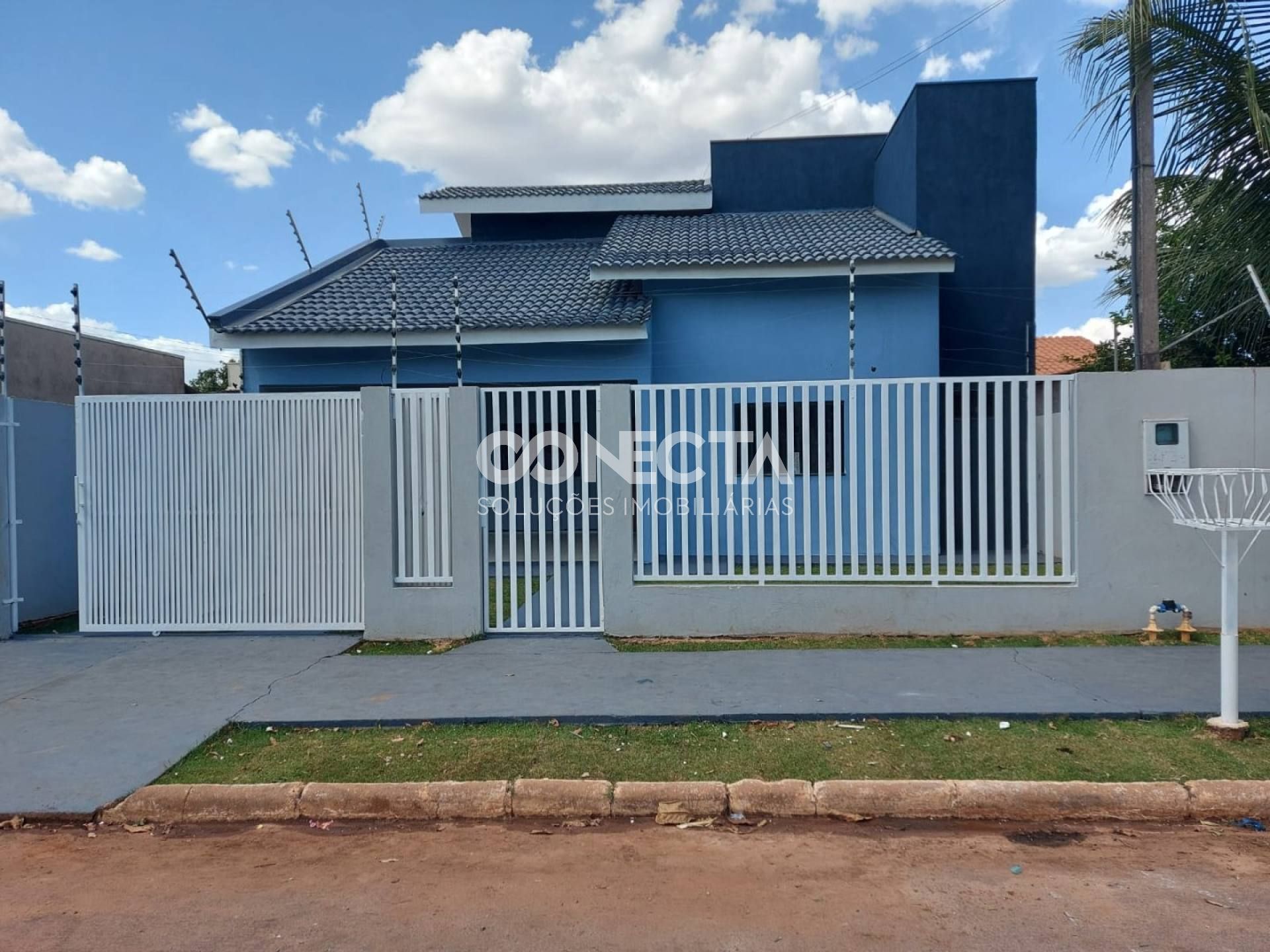 Casa Para Vender com 3 quartos 1 suítes no bairro Jardim Primavera 3 em Nova Mutum MT