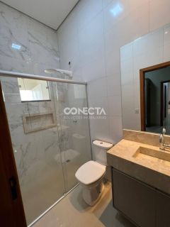 Casa Para Vender com 2 quartos 1 suítes no bairro Santa Clara II em Rondonópolis / MT