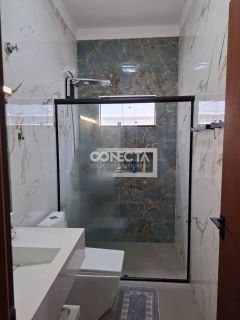 Casa à venda no Montserrat em Nova Mutum com 3 quartos (1 suíte) e churrasqueira