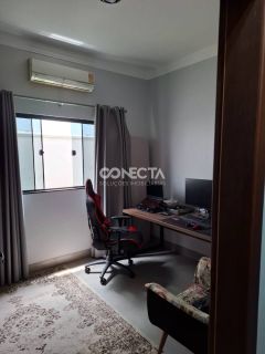 Casa à venda no Montserrat em Nova Mutum com 3 quartos (1 suíte) e churrasqueira