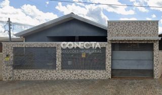 Casa Para Vender com 3 quartos em São José Do Rio Claro