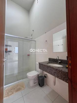Casa de Condomínio Para Vender com 2 quartos no bairro Parque dos Ingás em Nova Mutum MT