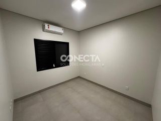 Apartamento Para Vender com 02 quartos 01 suítes no bairro Parque dos Ingás em Nova Mutum MT