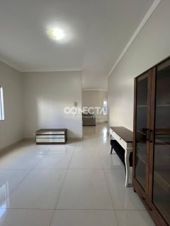 Casa Para Vender com 3 quartos 1 suítes no bairro Residencial Flamboyant  em Nova Mutum MT