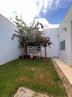 Casa Para Vender com 3 quartos 1 suítes no bairro Residencial Flamboyant  em Nova Mutum MT