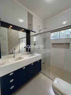 Casa Para Vender com 3 quartos 1 suítes no bairro Residencial Flamboyant  em Nova Mutum MT