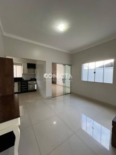 Casa Para Vender com 3 quartos 1 suítes no bairro Residencial Flamboyant  em Nova Mutum MT