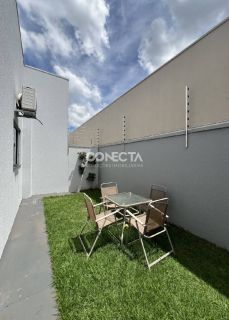 Casa de Condomínio Para Vender com 3 quartos 1 suítes no bairro Jardim das Orquideas em Nova Mutum