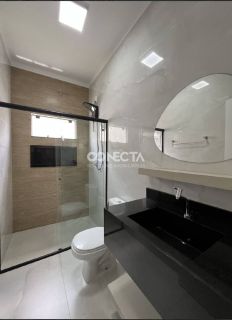 Casa de Condomínio Para Vender com 3 quartos 1 suítes no bairro Jardim das Orquideas em Nova Mutum