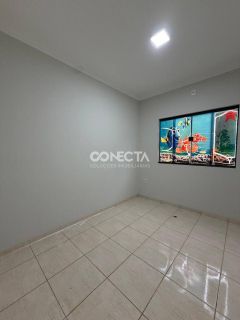 Casa Para Vender com 3 quartos sendo  1 suíte no bairro Lírios do Campo em Nova Mutum MT