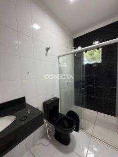 Casa Para Vender com 3 quartos sendo  1 suíte no bairro Lírios do Campo em Nova Mutum MT