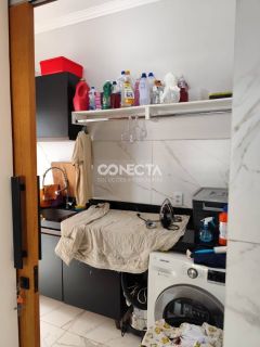 Casa Para Vender com piscina com 4 quartos sendo 2 suítes no bairro Jardim Araguaia 1 em Nova Mutum MT