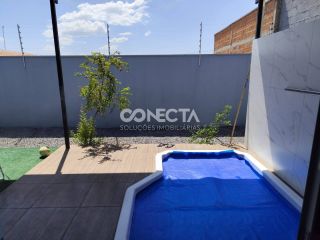 Casa Para Vender com piscina com 4 quartos sendo 2 suítes no bairro Jardim Araguaia 1 em Nova Mutum MT