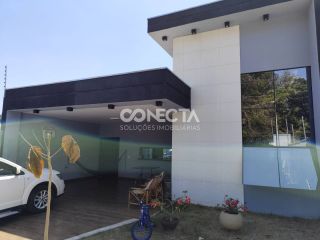 Casa Para Vender com piscina com 4 quartos sendo 2 suítes no bairro Jardim Araguaia 1 em Nova Mutum MT