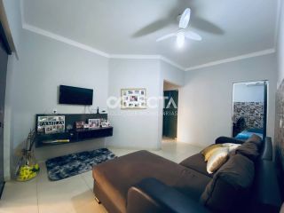 Duas Casas de Alto Padrão Com Piscina em um Único Terreno no Residencial das Acácias Nova Mutum MT