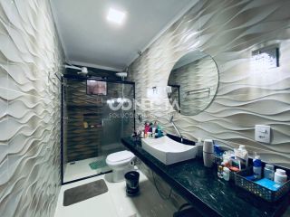 Duas Casas de Alto Padrão Com Piscina em um Único Terreno no Residencial das Acácias Nova Mutum MT