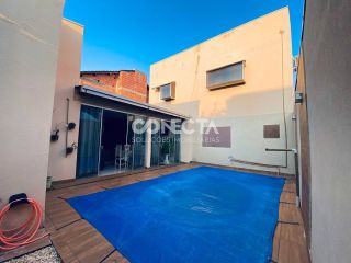 Duas Casas de Alto Padrão Com Piscina em um Único Terreno no Residencial das Acácias Nova Mutum MT