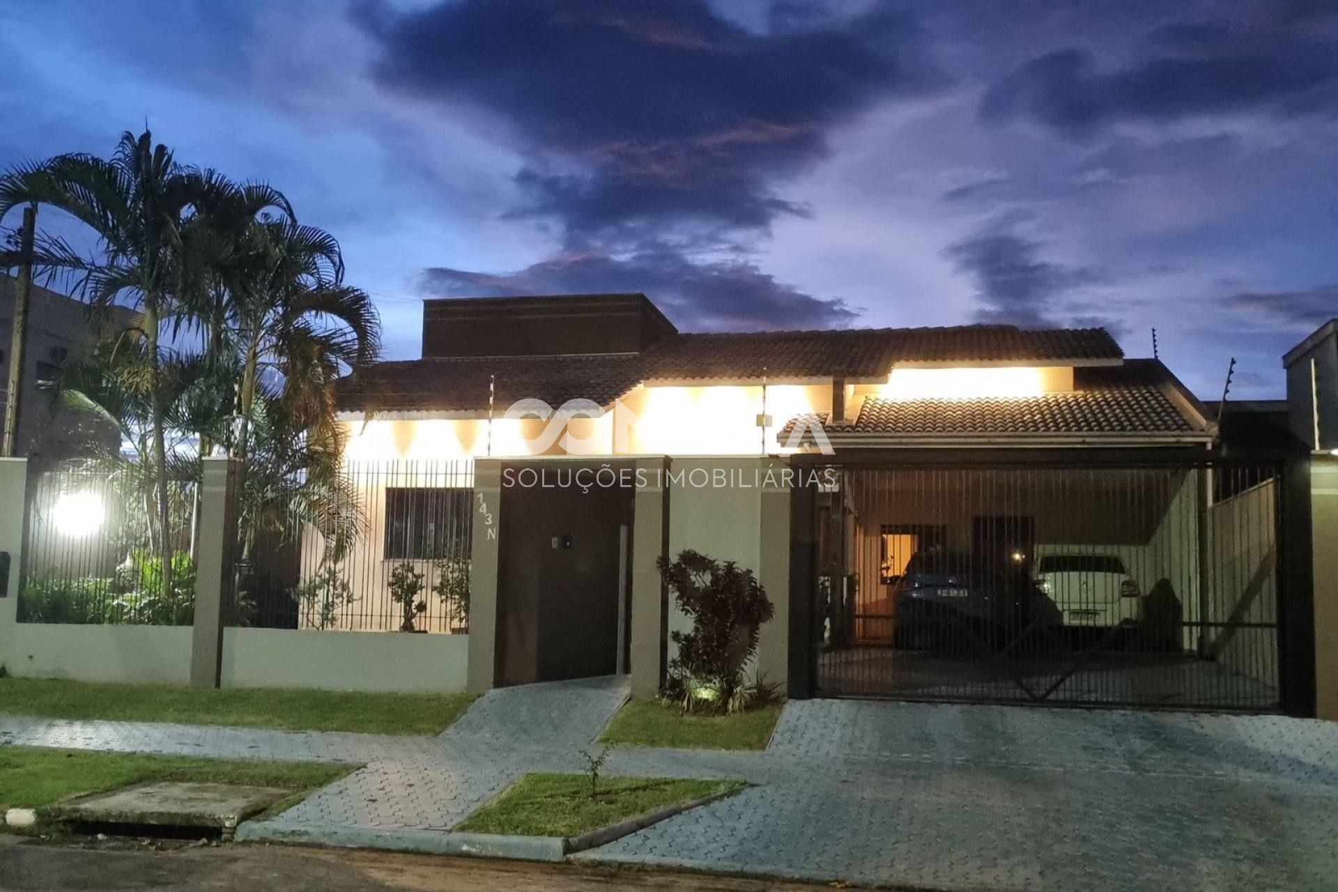 Casa para locação com piscina, 4 quartos (1 suíte) e escritório Nova Mutum MT