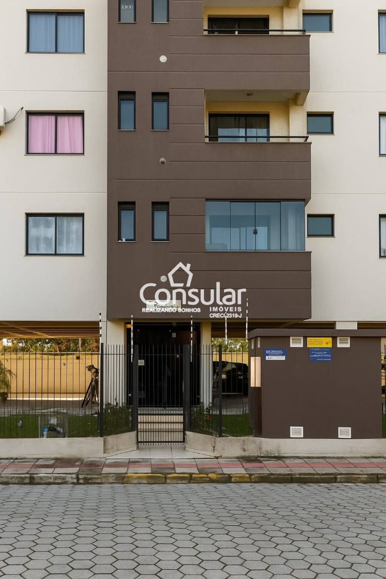 Apartamento Para Vender com 03 quartos 1 suítes no bairro Aririú em Palhoça