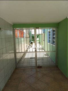 Casa Para Alugar com 3 quartos 1 suítes no bairro Ponte do Imaruim em Palhoça